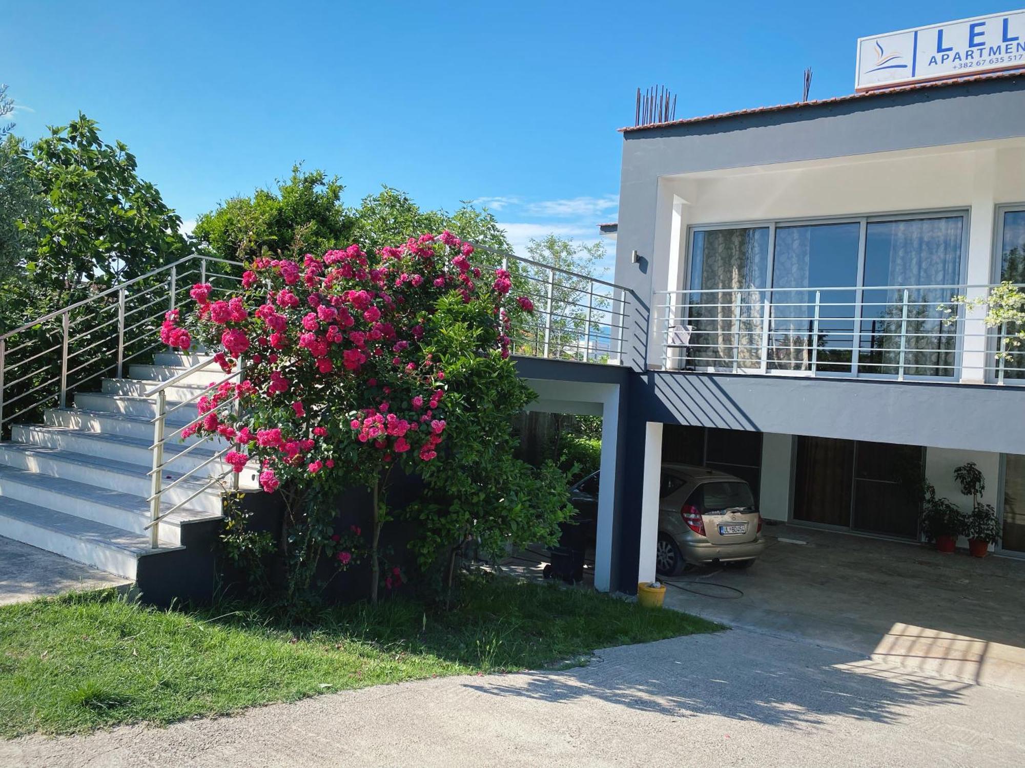 Leli Apartments Ulcinj Eksteriør bilde
